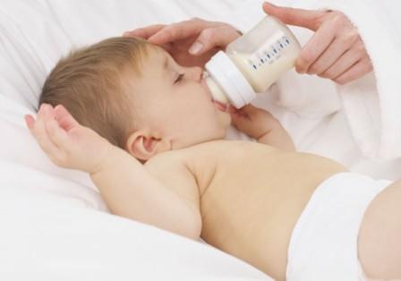 facts about Mixing Breastfeed and Formula