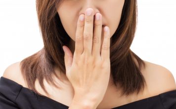 9 Ways to Fight Bad Breath in Women
