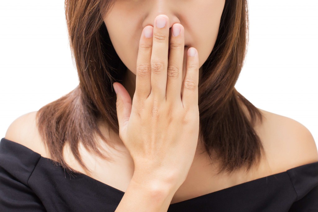 9 Ways to Fight Bad Breath in Women
